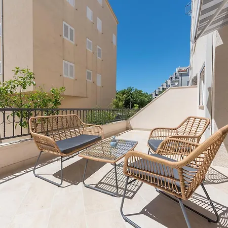 Mara Apartman