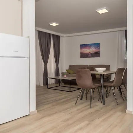 Mara Apartman Makarska