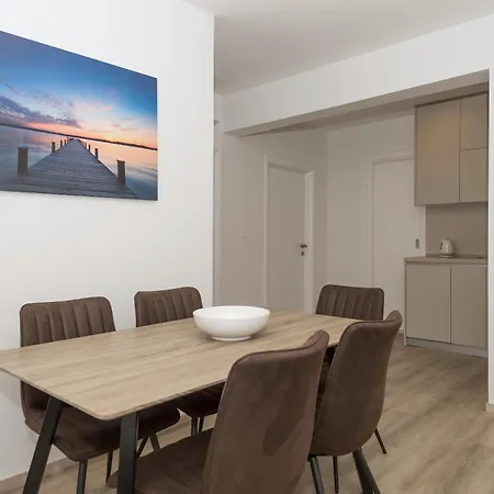 Mara Apartman