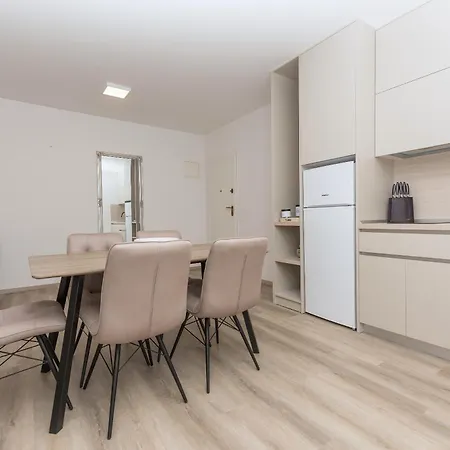 Mara Apartman