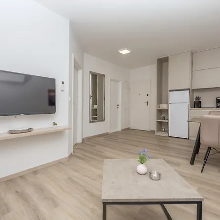 Apartman Mara *