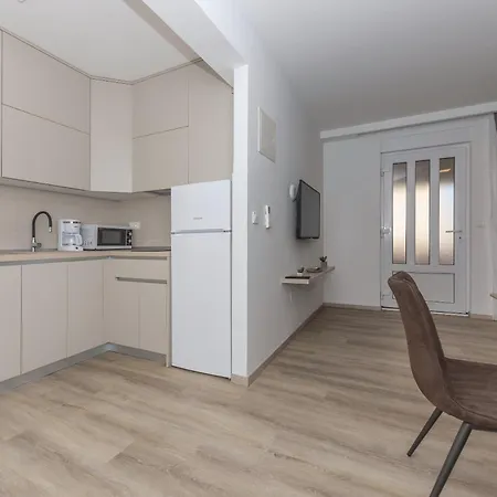 Mara Apartamento Makarska